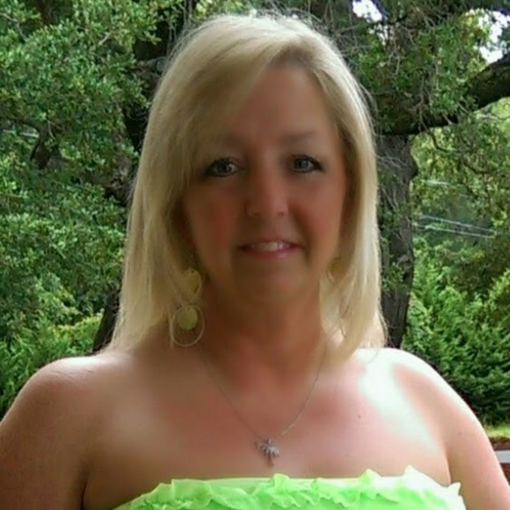 Meet your Posher, Crissy